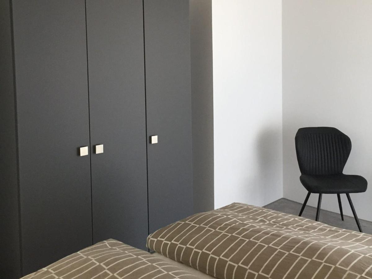 Ferien- Und Winzerhof Simon Apartment Фрайбург Екстериор снимка